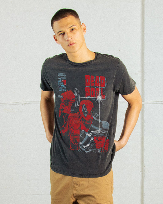 MARVEL DEADPOOL POSE T-SHIRT